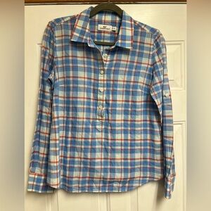 Vineyard vines Blue and Red Plaid Button-Up Shirt size small